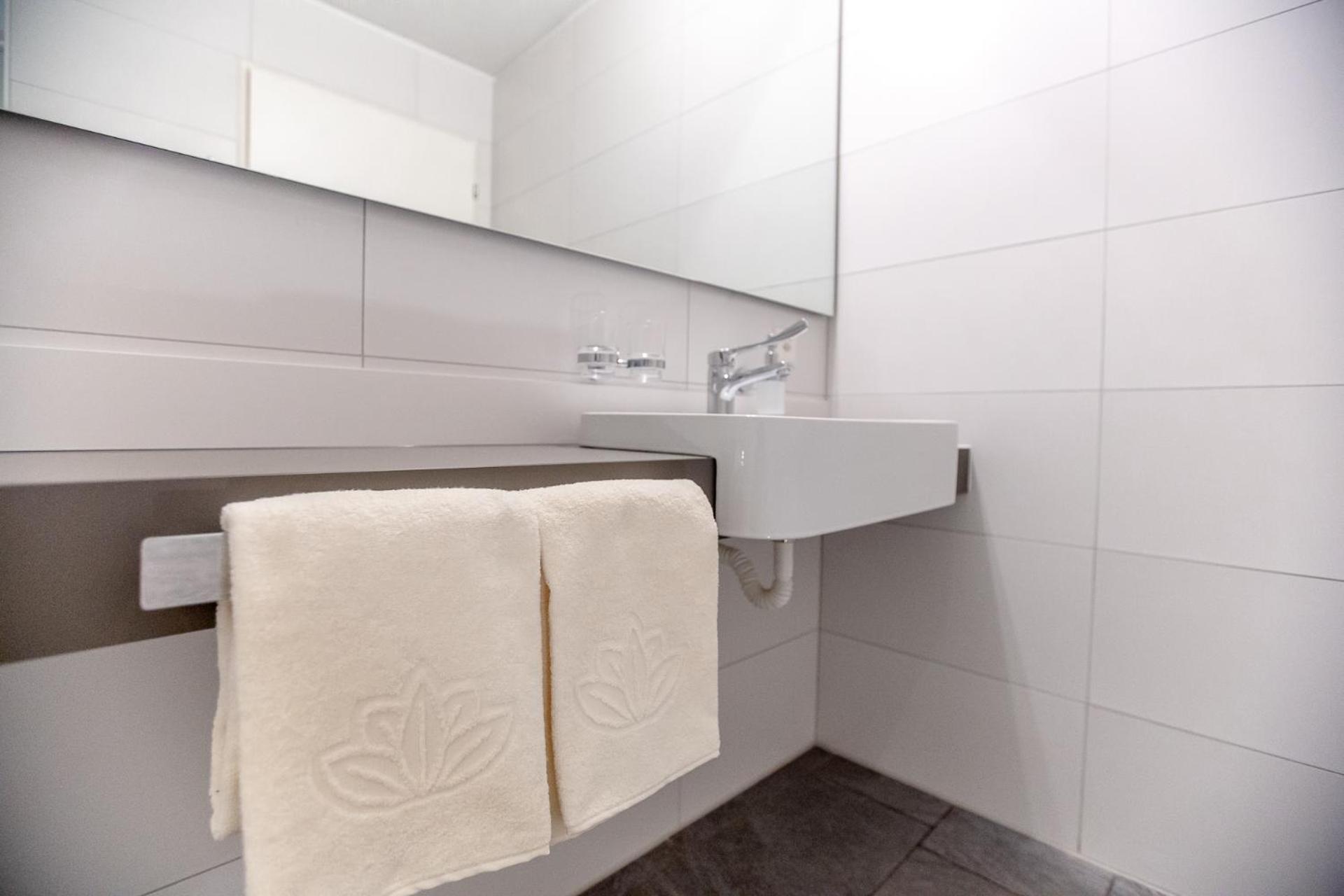 Miralago Locarno Easy Hotel *